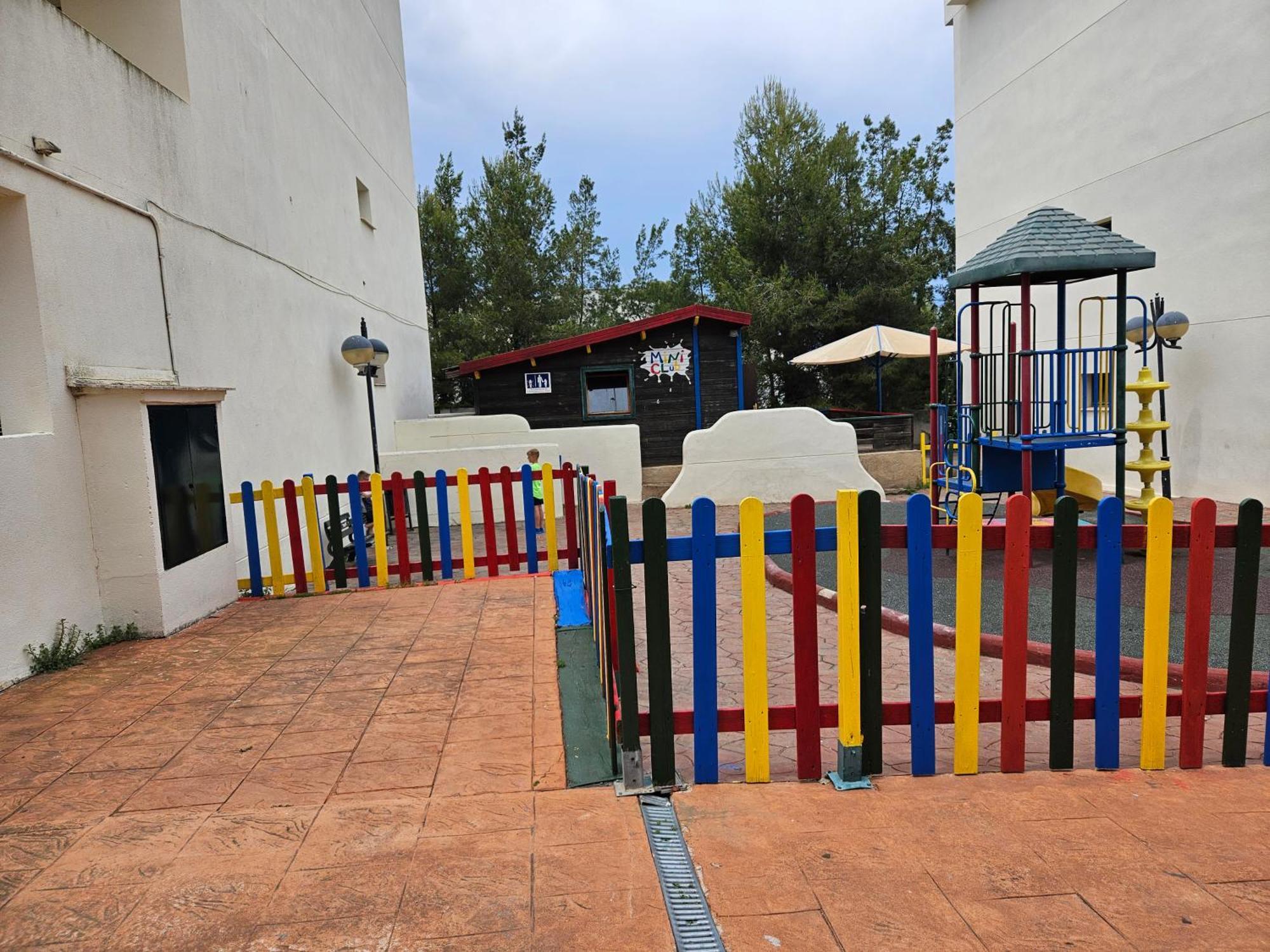 Festival Village Salou Exteriör bild
